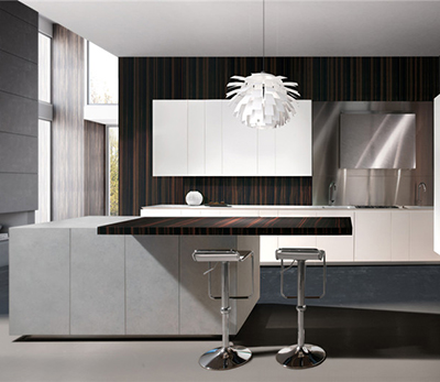 MODERN KITCHEN WITH BAR
