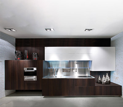 CUSTOMIZED HOME KITCHEN
