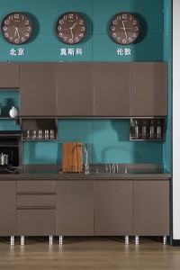 Makabati Amakono a Grey Lacquer Stainless Steel Kitchen